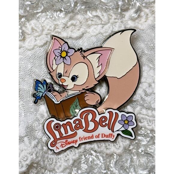 Duffy and Friends LinaBell Reading Book Pin Hong Kong Disneyland Badge 2022 HKDL - Picture 3 of 11